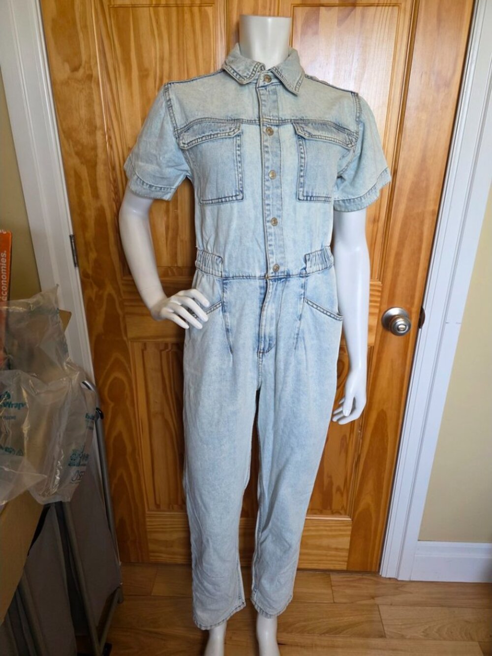 💛 80. Sincerely Jules Size M Denim Jumpsuit